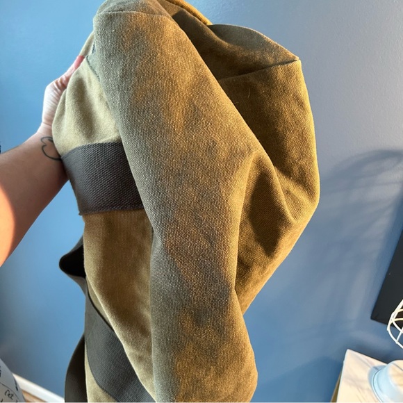 LL Bean Waxed Canvas Duffle bag - Picture 10 of 16